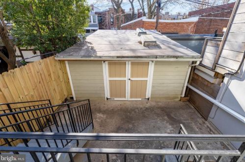 1337 Massachusetts Ave, Washington DC  20003-1540 exterior