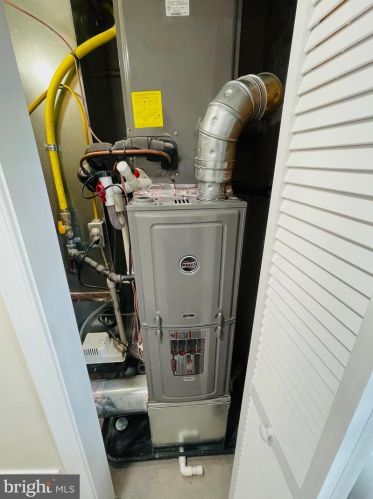 4533 Eads Pl, Washington DC  20019-4764 exterior