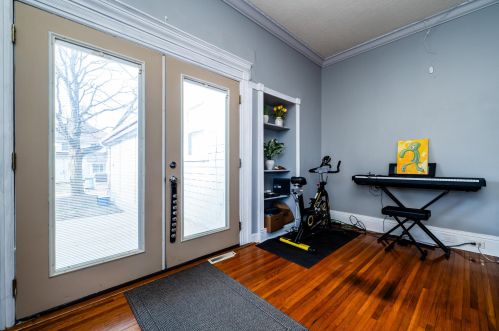 108 Michigan Ave, Dowagiac MI 49047-1908 exterior