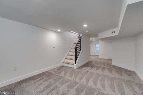 1009 Greenwich St, Philadelphia PA 19147-6409 exterior