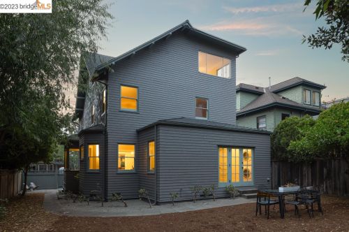 2643 Hillegass Ave, Berkeley CA 94704-3313 exterior