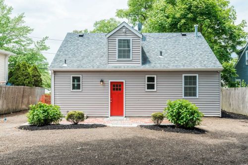 34 7 Ave, Huntington Station NY 11746-2208 exterior