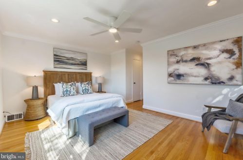 5717 6 St, Washington DC 20003-2706 exterior