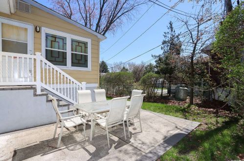 3 Cloverfield Rd, Valley Stream NY exterior