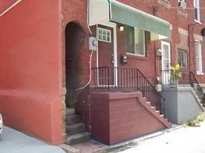 5322 Natrona Way, Pittsburgh PA  15201-2527 exterior