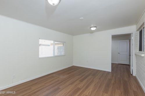 1240 33 St, Phoenix AZ 85018-3314 exterior