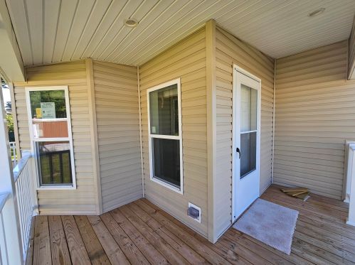 10 Emperor Dr, Concord NH  03303-4123 exterior