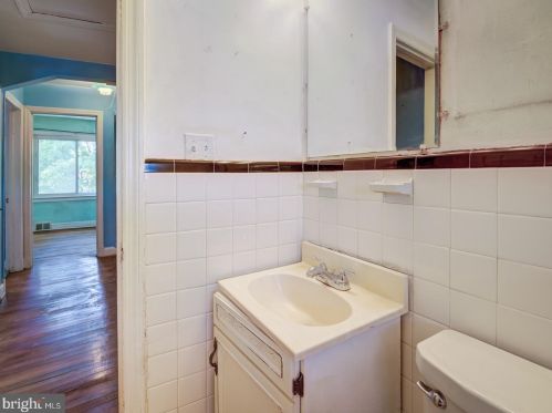 432 Orange St, Washington DC  20032-1622 exterior