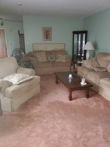 10 Idlewild Dr, Poughkeepsie NY 12601-6600 exterior