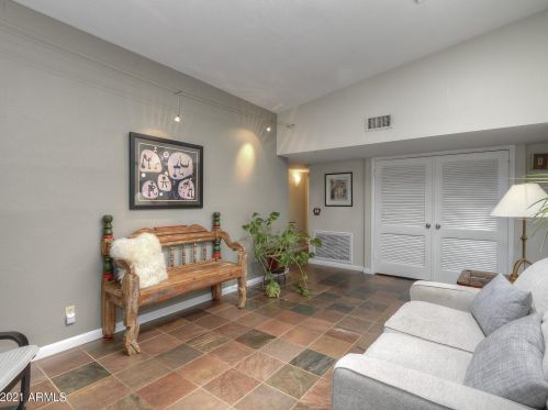 4615 43rd St, Phoenix AZ 85032-3323 exterior