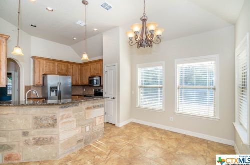 578 Winding River Ln, Spring Branch TX 78070-6382 exterior