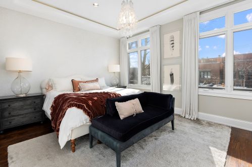 1131 Lill Ave, Chicago IL 60614-2296 exterior