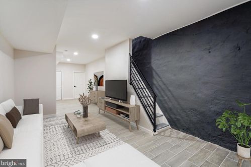 5413 Addison St, Philadelphia PA 19143-1404 exterior