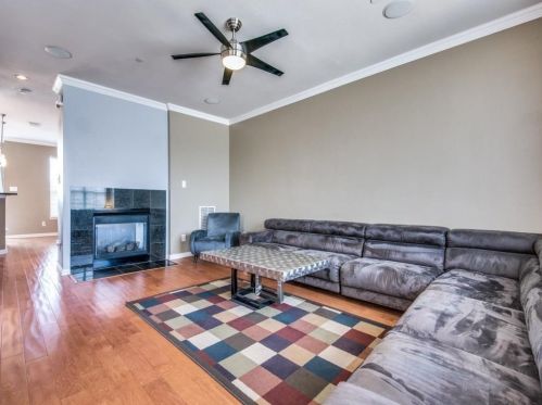 1355 Chase Ln, Irving TX  75063-3421 exterior