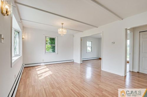 237 Loring Ave, Edison NJ exterior