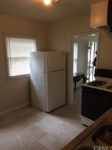 8721 Ramona St, Bellflower CA 90706-6437 exterior