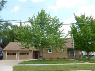 534 Douglas St, Appleton, WI 54914-3376