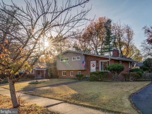 488 Pickett St, Alexandria VA  22304-2106 exterior