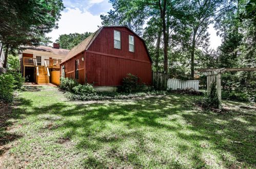 2424 Glenwood Dr, Atlanta GA  30305-4341 exterior