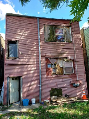 170 Laporte Ave, Chicago IL 60639-3205 exterior