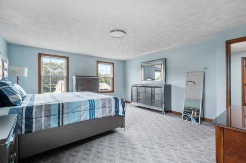 273 Oregon Ave, Woonsocket RI  02895-4959 exterior