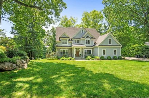 19 Indian Spg Rd, Norwalk CT 06853-1304 exterior