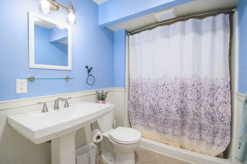 128 Glendale Blvd, Kalamazoo MI 49004-1318 exterior