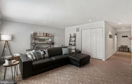 3907 Elbert Ave, Alexandria VA 22305-2045 exterior