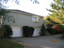 70 Farina Rd, Newton, MA 02459-2860