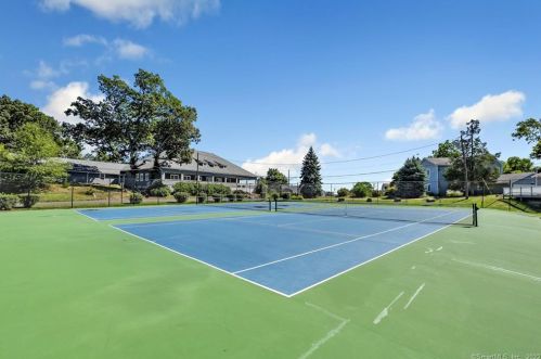 234 3 Ave, Milford CT 06460-5248 exterior