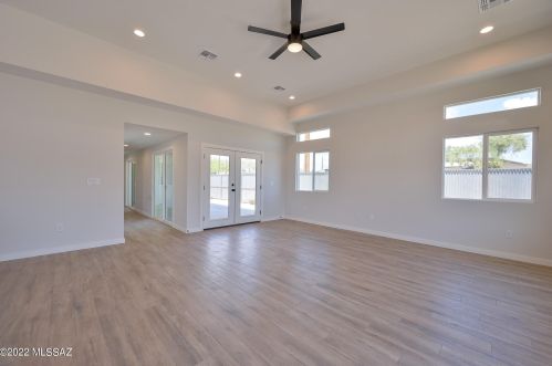 2501 Fremont Ave, Tucson AZ 85706-1457 exterior