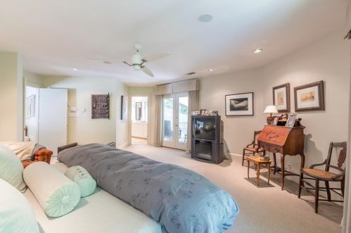 55 Finch Frst Trl, Atlanta GA 30327-4576 exterior