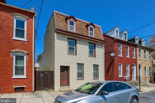 445 Lemon St, Lancaster, PA 17603-3342