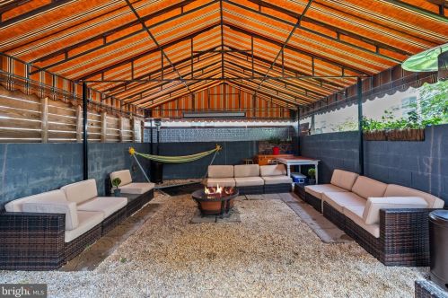 1648 4 St, Philadelphia PA 19148-1802 exterior