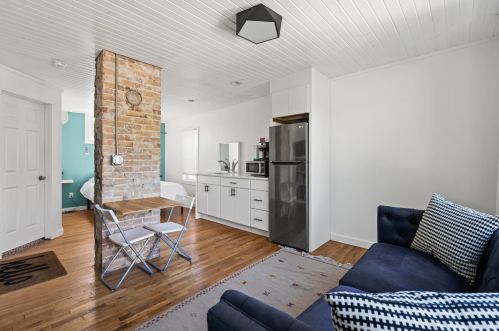 631 Bruce St, Milwaukee, WI 53204-1531