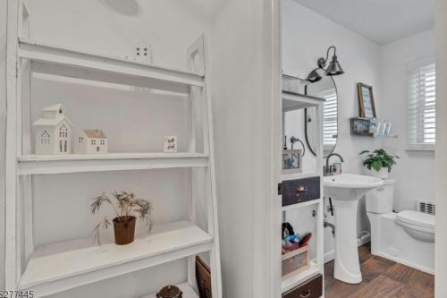 15 Harding Ave, Clark NJ 07066-2544 exterior