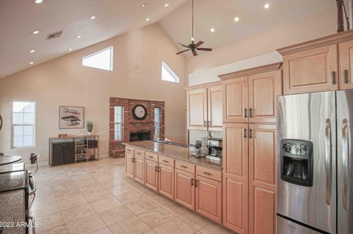 902 Claremont St, Phoenix AZ  85013-1360 exterior