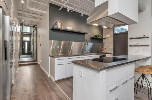 3109 Empedrado St, Tampa FL 33629-7108 exterior