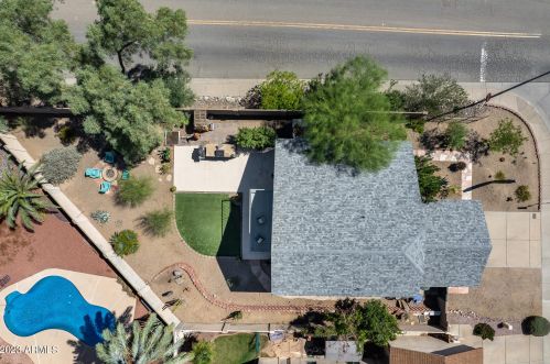 1944 Behrend Dr, Phoenix AZ 85027-3834 exterior