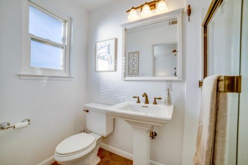 107 Coralie Way, Folsom CA 95630-3303 exterior