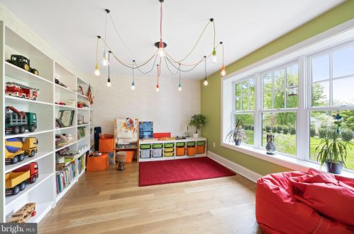 397 Highland Ave, Media PA 19063-2207 exterior