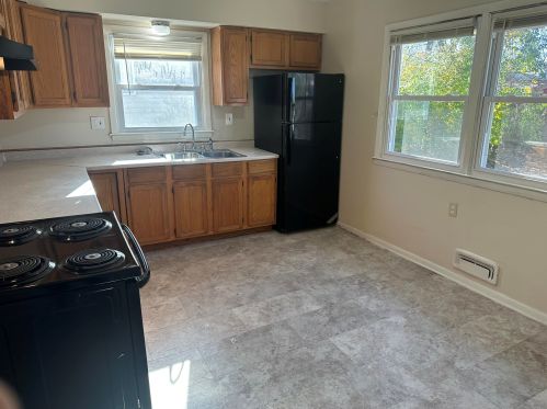 5947 61st St, Milwaukee WI  53218-2004 exterior