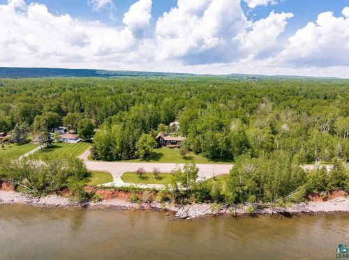 9203 Congdon Blvd, Duluth MN 55804-2737 exterior