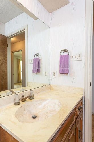 304 Blue Rdg Trl, Austin TX 78746-4538 exterior