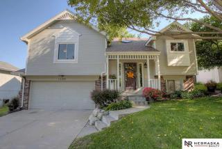 11306 Ellison Ave, Omaha NE  68164-1639 exterior