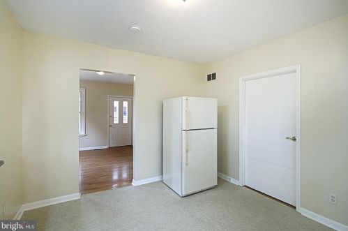 645 Broadway, Hanover PA 17331-2504 exterior