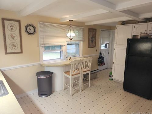 737 Burnham St, Hartford CT 06108-0010 exterior