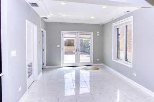 3251 Normal Ave, Chicago IL  60616-3511 exterior