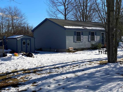 30 Dogwood Ter, Concord, NH 03307-0826