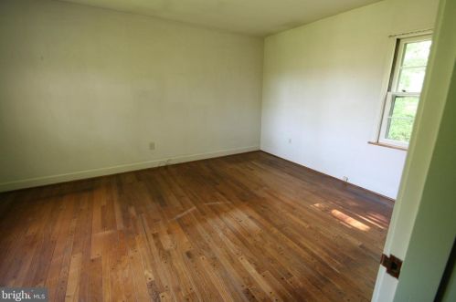 810 Lions Back Dr, Huntingdon PA 16652-3024 exterior